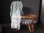 Rotan poppenwiegje. Vintage, Kinderen en Baby's, Speelgoed | Poppen, Ophalen of Verzenden, Zo goed als nieuw, Babypop