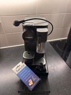 Nespresso DeLonghi Espresso Machine, Ophalen, Espresso apparaat, Zo goed als nieuw, Koffiepads en cups