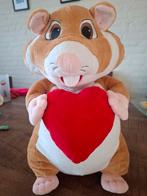 Valentijn Hamster 35 cm €5, Ophalen of Verzenden, Zo goed als nieuw, Beeldje of Figuurtje