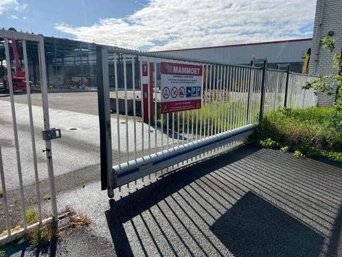 Vrijdragende Aluminium schuifpoort met doorgang van 5,8m., Tuin en Terras, Tuinhekken en Hekwerk, Gebruikt, Spijlenhekwerk, Aluminium