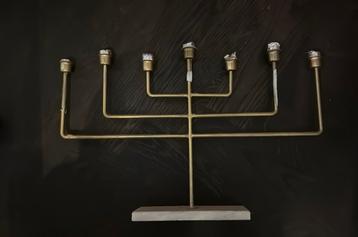 7 kaarsen kandelaar goud kleurig beschikbaar voor biedingen