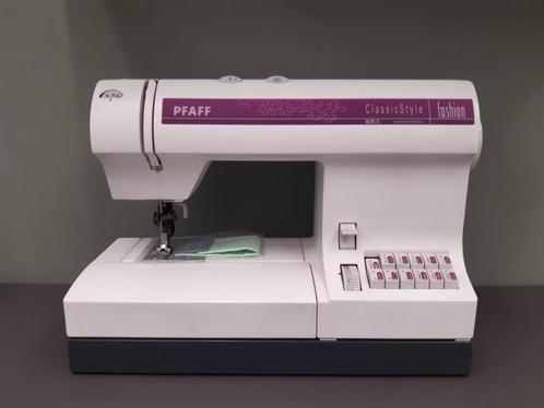Pfaff classic style fashion met IDT, Hobby en Vrije tijd, Naaimachines en Toebehoren, Zo goed als nieuw, Naaimachine, Pfaff, Ophalen of Verzenden