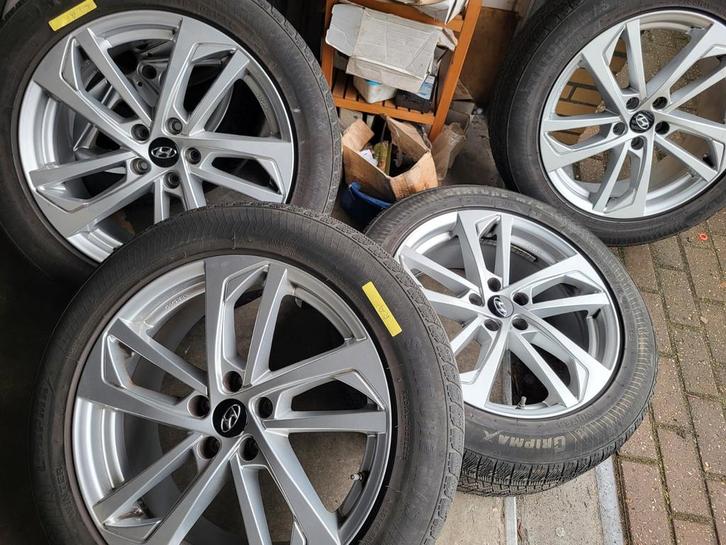 Hyundai Tucson Santa Fe  Kia Sorento banden velg 19 tpms, Auto-onderdelen, Banden en Velgen, Banden en Velgen, Winterbanden, 19 inch