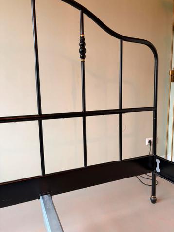 Bedframe 160x200, ikea, zwart met goud, spijlen - afbeelding 4