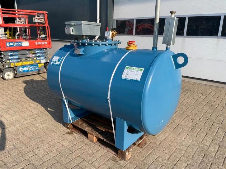 De Blesse BV KIWA 1200 liter dubbelwandige Dieseltank, Zakelijke goederen, Machines en Bouw | Keten en Containers, Ophalen of Verzenden