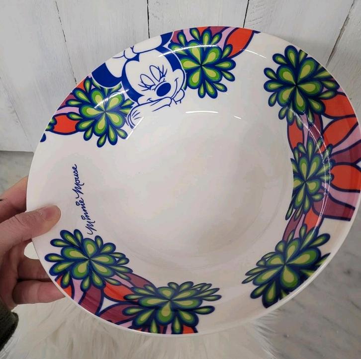 Minnie Mouse schaal., Verzamelen, Disney, Zo goed als nieuw, Servies, Mickey Mouse, Ophalen of Verzenden