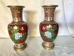 Set grote Chinese cloisonné vazen. Spiegelbeeld., Antiek en Kunst, Ophalen of Verzenden