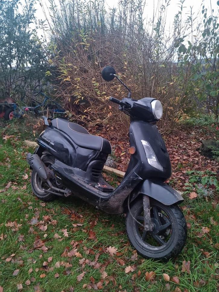 Sym fiddle 2 2011 snor kapot., Fietsen en Brommers, Scooters | SYM, Overige modellen, Benzine, Ophalen