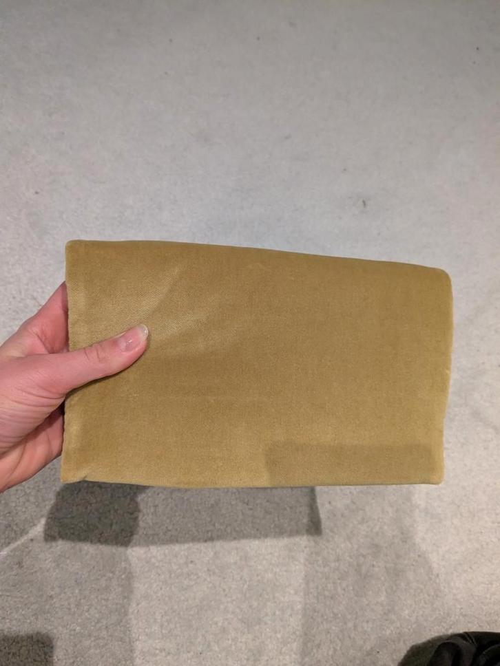 Geelgroen Gucci brillen hoes, Sieraden, Tassen en Uiterlijk, Overige Accessoires, Nieuw, Ophalen of Verzenden