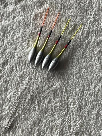 adv 202 / NIEUW set 4 dobbers TUBERTINI 2,00gr beschikbaar voor biedingen