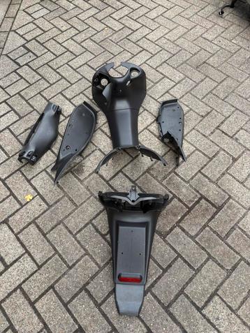 Gilera runner 125cc 180cc binnenkappenset SP PRO OPACO beschikbaar voor biedingen