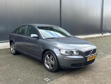 Volvo S40 2.4 Kinetic* Apk tot 05-11-2026* Automaat* N.A.P.! beschikbaar voor biedingen