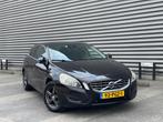 Volvo V60 1.6 T4 180PK Momentum (bj 2011) AUTOMAAT|NIEUWE AP, Stof, Gebruikt, 4 cilinders, Zwart