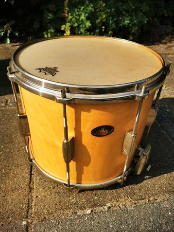 Diepe snare drum, 14'' beschikbaar voor biedingen