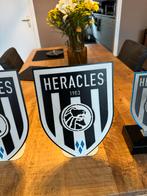 Heracles schildjes - groot en klein, Ophalen, Gebruikt, Clubaccessoires