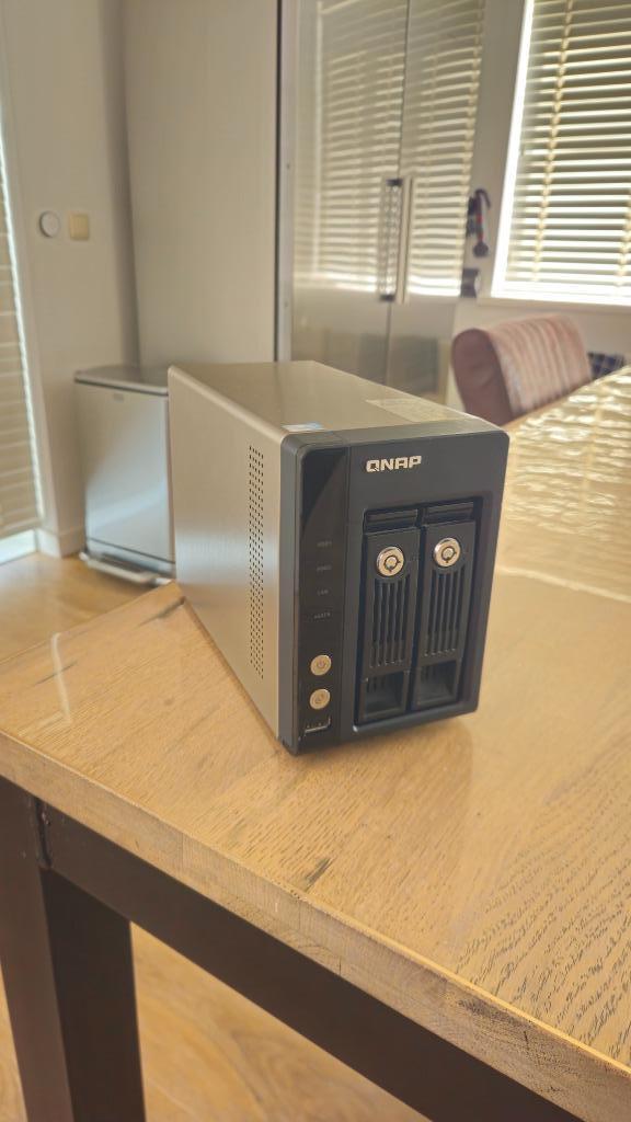 Qnap TS-259 Pro+ Nas, Computers en Software, NAS, Zo goed als nieuw, Ophalen of Verzenden