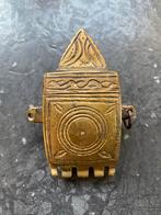 Antiek Ottomaans Turks Bronzen Vetdoosje 18/19de eeuw, Antiek en Kunst, Ophalen of Verzenden, Brons