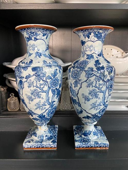 2 mooie vazen set jugendstil bloemen blauw aardewerk, Antiek en Kunst, Antiek | Vazen, Ophalen of Verzenden