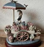 Lladro beeld bloemenkar puntgaaf 1454, Antiek en Kunst, Ophalen