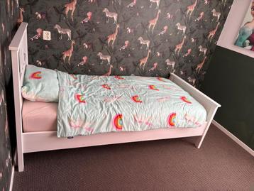Wit 1-persoons bed, 90 x 200, incl. bodem, merk Hemnes beschikbaar voor biedingen