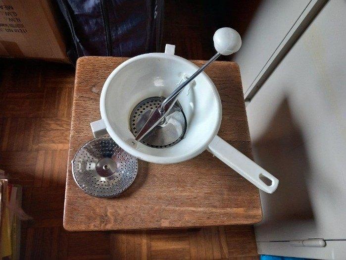 Moulinex voedselmolen , passe - vite, Huis en Inrichting, Keuken | Keukenbenodigdheden, Zo goed als nieuw, Ophalen of Verzenden