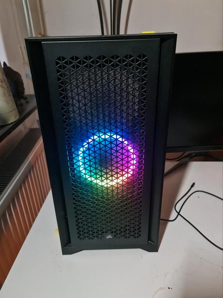 Gaming PC - RTX 5070, Ryzen 7 5700X3D, 32GB RAM, Computers en Software, Desktop Pc's, Zo goed als nieuw, 4 Ghz of meer, SSD, 32 GB