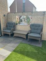 2 loungestoelen en tafel van 4 seasons outdoor pure, Wicker, Stoel, 2 zitplaatsen, Zo goed als nieuw