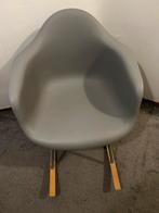 Grijze Kuip schommelstoel, Huis en Inrichting, Stoelen, Ophalen, Kunststof, Gebruikt, Eén