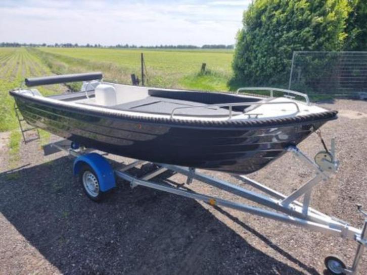 Nieuwe sloep Ameland 470 met gratis hoes! evt. + trailer, Watersport en Boten, Sloepen, Nieuw, 10 tot 30 pk, 3 tot 6 meter, Buitenboordmotor