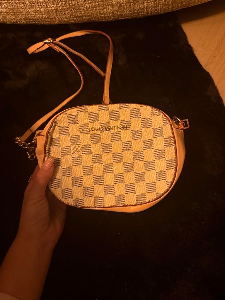 Nieuw tasje, Ophalen of Verzenden, Nieuw, Beige, Schoudertasje