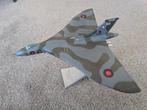 1/144 R.A.F. Vulcan bommenwerper van Corgi., Ophalen of Verzenden, Zo goed als nieuw, Schaalmodel