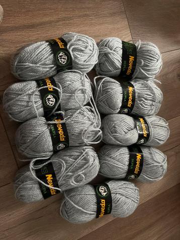 Nevada Dupla Wol - 9 Bollen Grijs beschikbaar voor biedingen