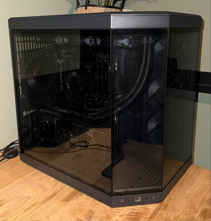High-end Gaming PC - Ryzen 7 9800X3D, RTX 5080, 32GB RAM, Computers en Software, Desktop Pc's, Nieuw, 4 Ghz of meer, SSD, 32 GB