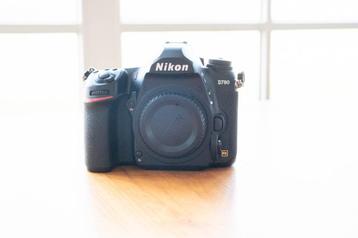 Nikon D780 met diverse lenzen beschikbaar voor biedingen
