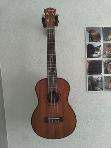 Cascha Ukulele bundel met tas, instructieboekje en 3 plectra beschikbaar voor biedingen