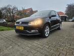 Volkswagen Polo Highline 1.2 TSI 2015 Zwart -KERSTACTIE!-, Auto's, Stof, 40 €/maand, Zwart, 4 cilinders