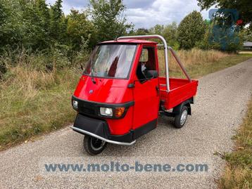 Piaggio Ape 50 EURO 4 Cross Tuktuk Driewieler Foodtruck beschikbaar voor biedingen