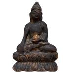 Antieke kleine houten Boeddha uit de Kathmandu-vallei