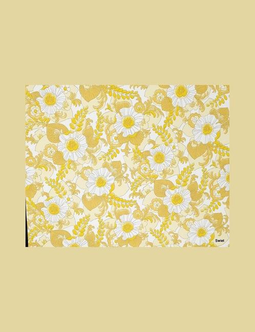 4785 geel bloemen behang jaren 70 vrolijk retro keuken swiet, Huis en Inrichting, Stoffering | Behang, Geel, Verzenden