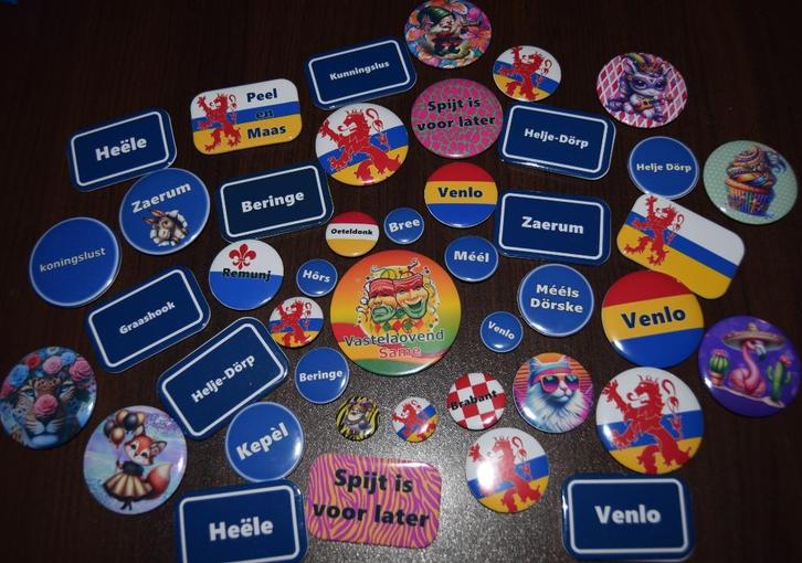 schmink buttons div soorten naam borden alle mogelijk, Hobby en Vrije tijd, Feestartikelen, Nieuw, Versiering, Overige, Ophalen of Verzenden