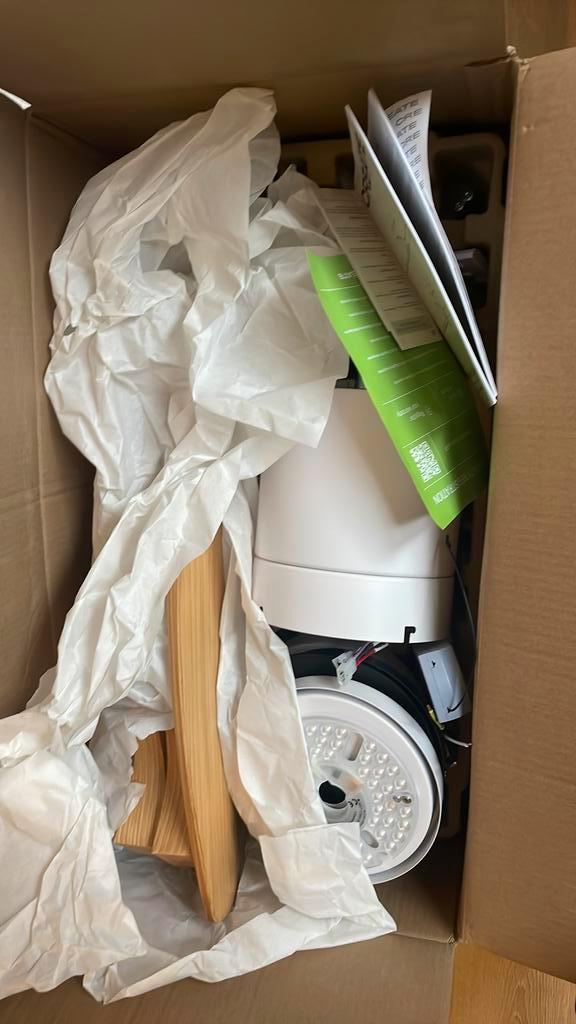 Nieuwe Plafondventilator met Licht & Afstandsbediening, Huis en Inrichting, Lampen | Plafondlampen, Nieuw, Kunststof, Ophalen