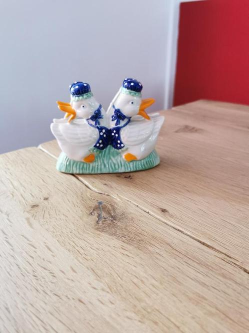 Servetten houder porselein, Huis en Inrichting, Keuken | Servies, Zo goed als nieuw, Overige typen, Overige stijlen, Porselein
