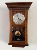 Mooie eiken wandklok in perfecte staat, Antiek en Kunst, Antiek | Klokken, Ophalen of Verzenden