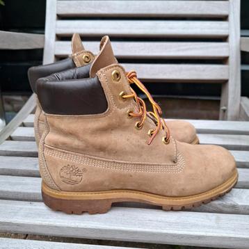 Timberlands mt 40 zie foto's, gebruikt maar nog goed! beschikbaar voor biedingen