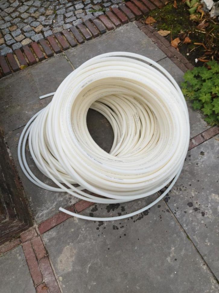 Baseline 14x 2 MM 5 laags vloerverwarmingsbuis 298 meter, Doe-het-zelf en Verbouw, Buizen en Afvoer, Zo goed als nieuw, Overige typen