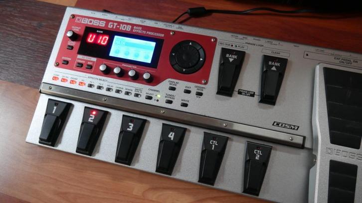 Boss GT-10 Bass Guitar Multi Effects, Muziek en Instrumenten, Effecten, Zo goed als nieuw, Chorus, Delay of Echo, Distortion, Overdrive of Fuzz