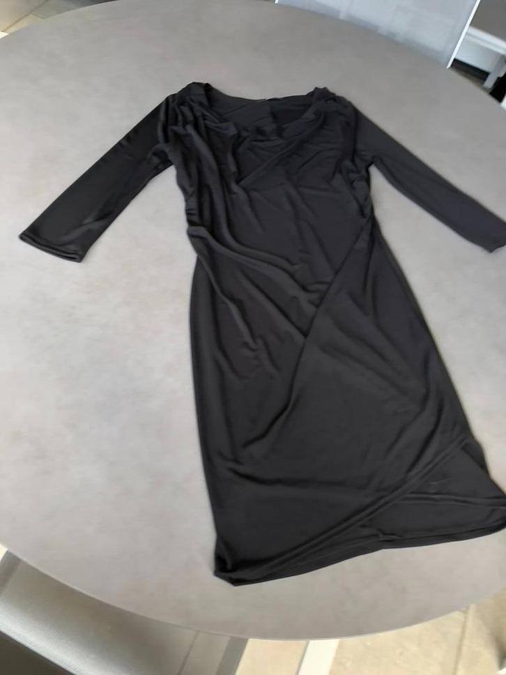 Zwart Studio Mo jurkje, maat M, Kleding | Dames, Jurken, Zo goed als nieuw, Maat 38/40 (M), Zwart, Boven de knie, Verzenden