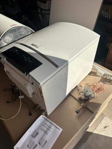 Nilfisk Topline HR45-2 CV-ketel + 120L boiler (40kW) beschikbaar voor biedingen