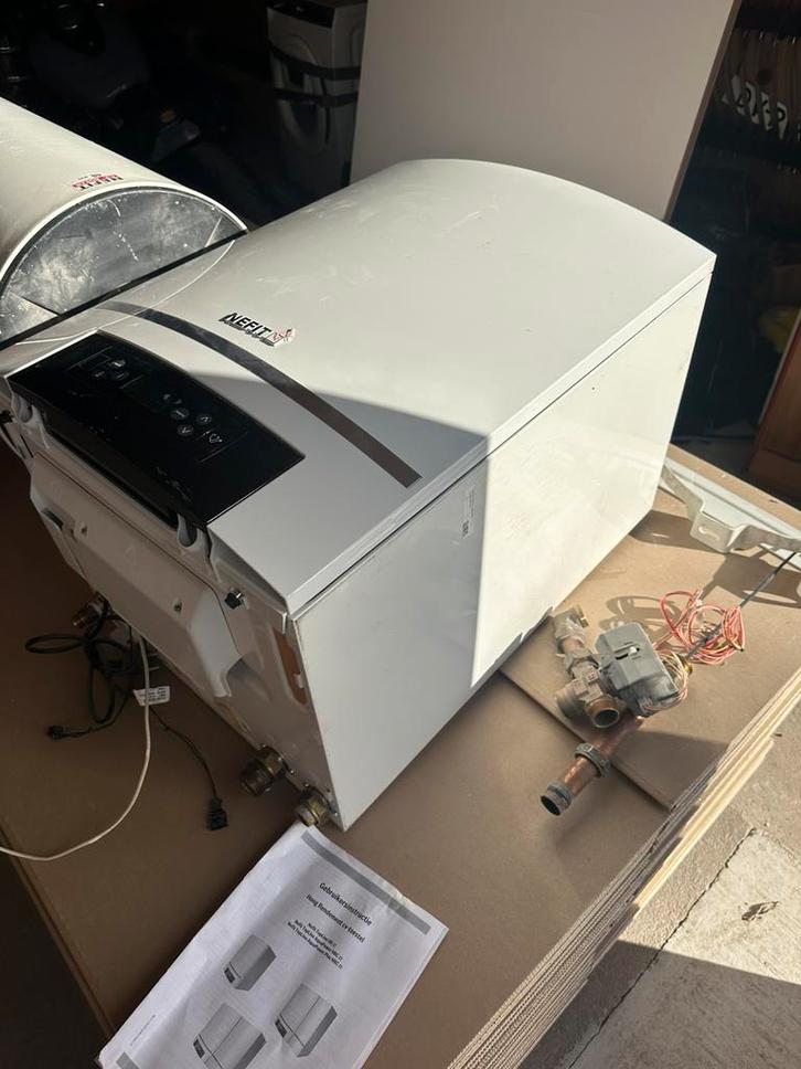 Nilfisk Topline HR45-2 CV-ketel + 120L boiler (40kW), Doe-het-zelf en Verbouw, Geisers en Boilers, Boiler, 100 liter of meer, Minder dan 3 jaar oud