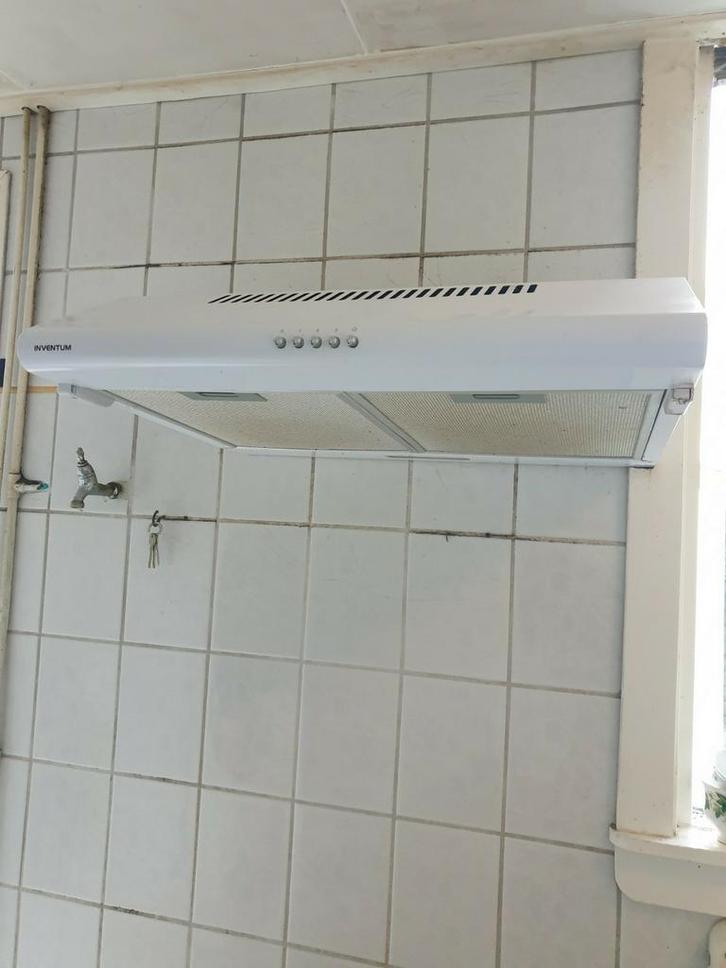 Gratis afzuigkap iventum, Witgoed en Apparatuur, Afzuigkappen, Gebruikt, Wandschouwkap, Ophalen of Verzenden